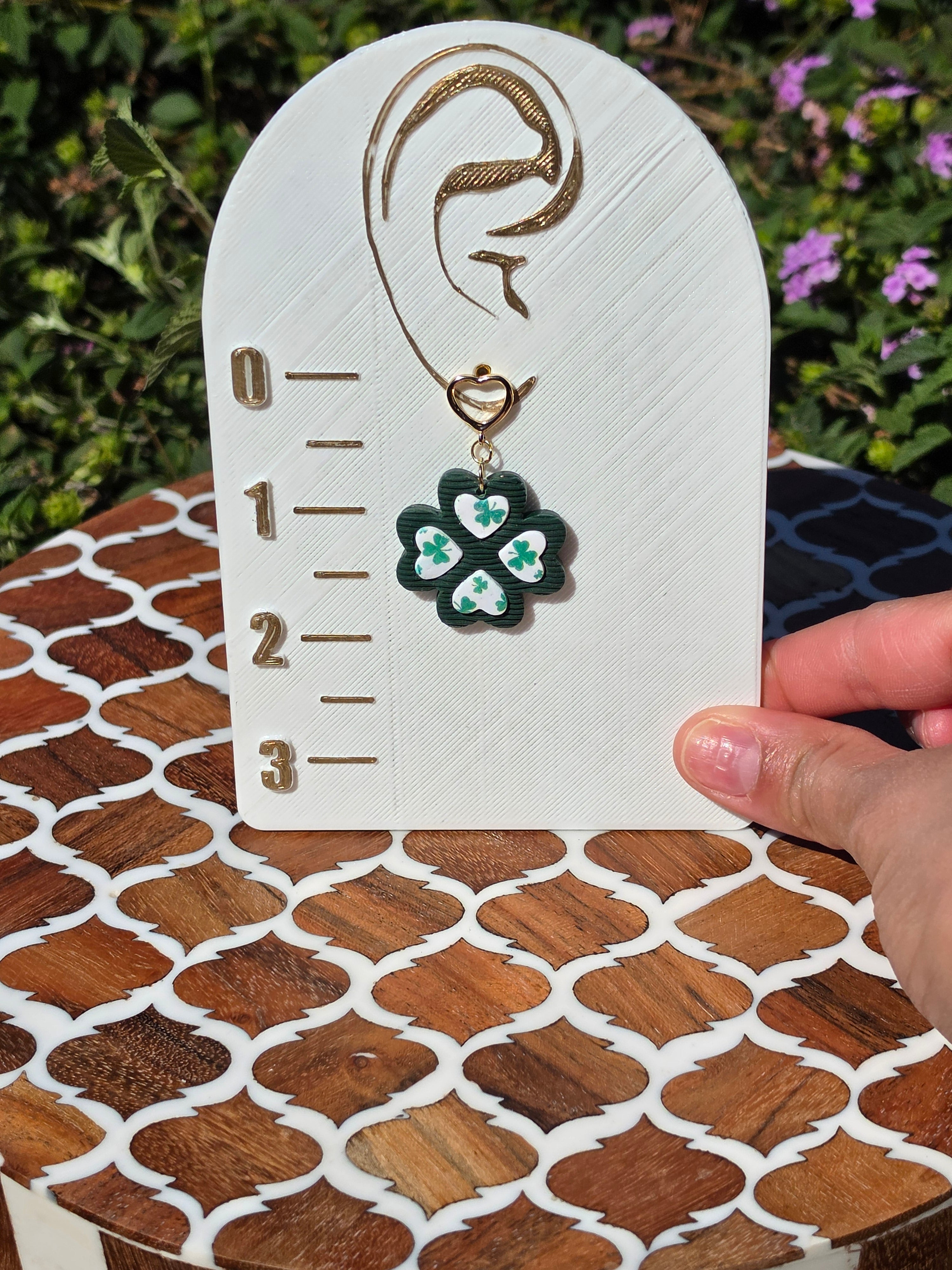 Clover Hearts